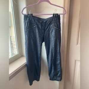 Athleta Wide Leg Yoga Pants - Metro Quest Capri - size S